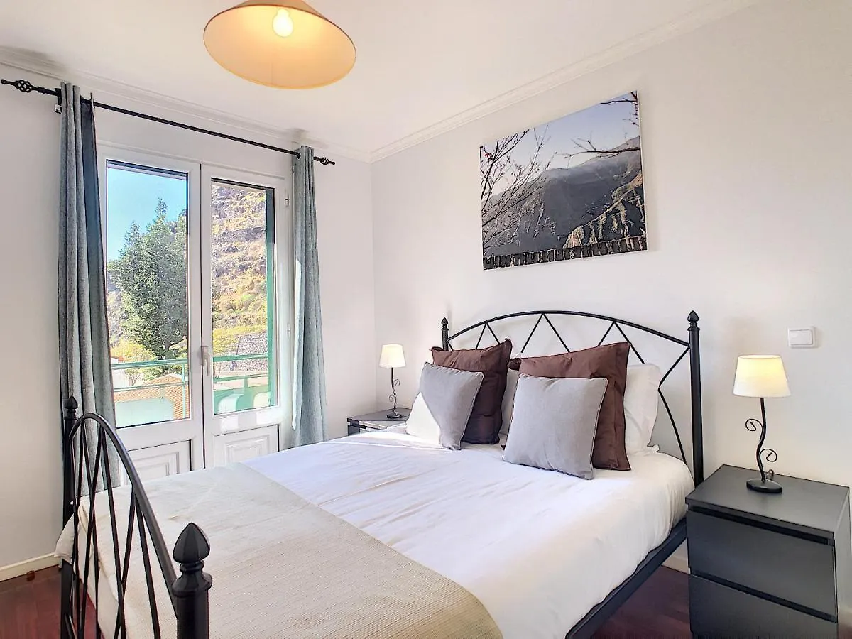 Sea N' Sun Apartment By Lovelystay Ribeira Brava